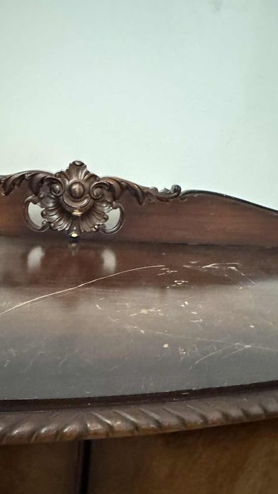 mebli z litego drewna w stylu chippendale na lwich łapach - antyk