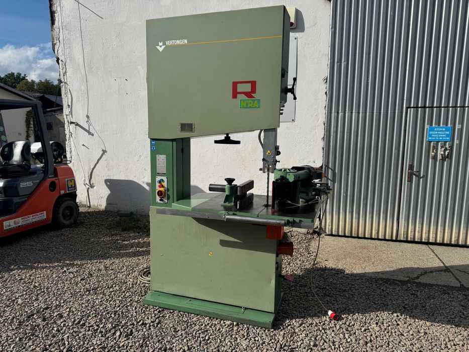 Piła taśmowa rozdzielcza do lameli AGAZZIANI 900 R