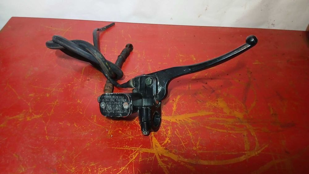 Bomba travão xf25 cima