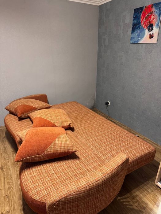 Диван-ліжко розкладний