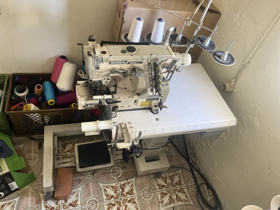 Maquina de meter elastico SEWMAQ