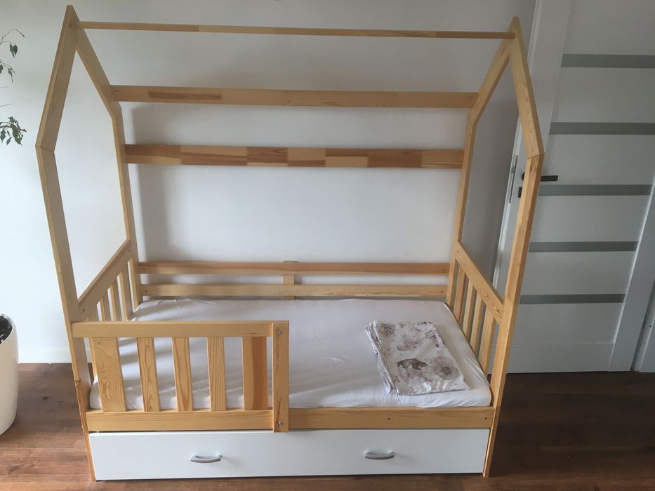 Łóżko dziecięce + materac 165x85