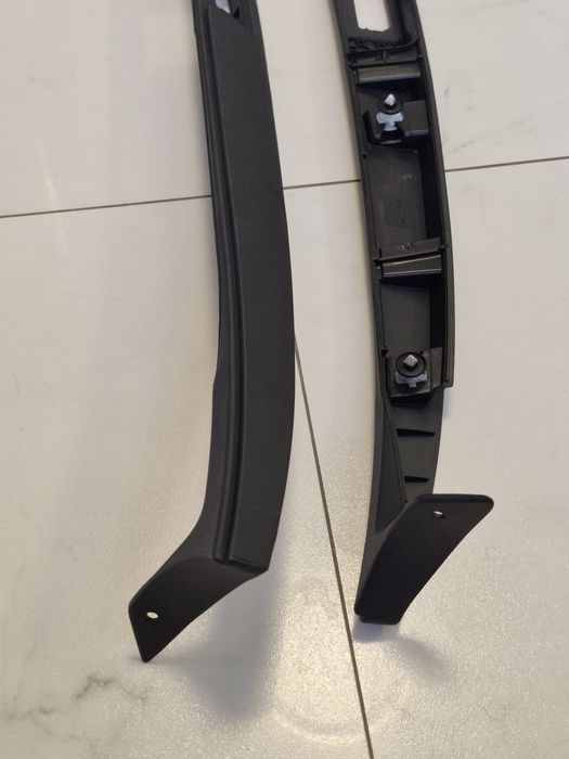 Планка підсвітки номера кришки багажника VW ID.4 код: 11A 827 335 B