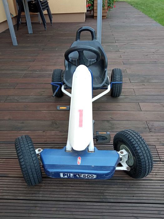 Gokart na pedała PUKY F600 L, regulowany fotel, wolne koło