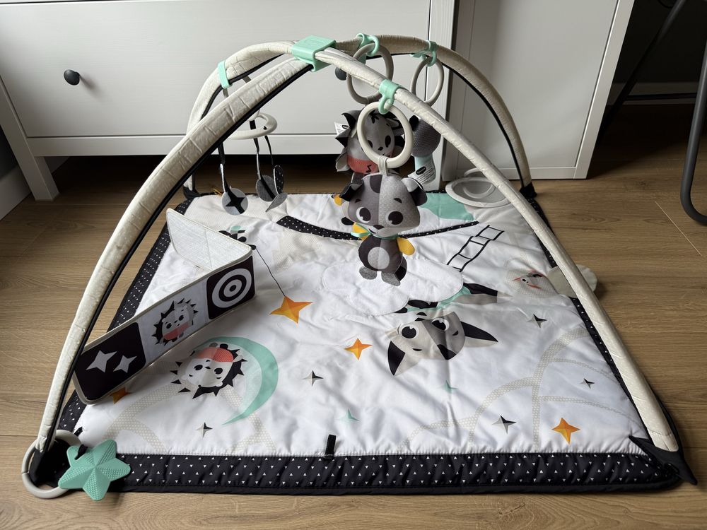 Mata edukacyjna Tiny Love Magiczna Kraina