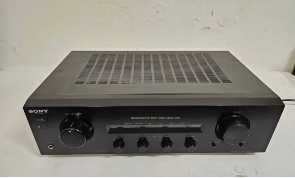 Wzmacniacz stereo Sony TA-FE 370. 2*70W