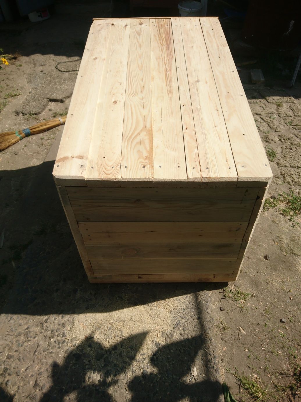 Продам будку для собаки 58см./71,5см/92см.