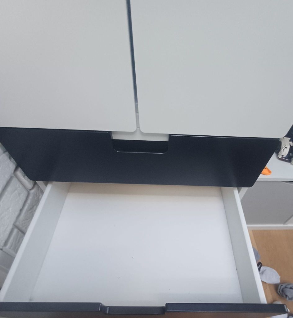 Szafa stava z Ikea