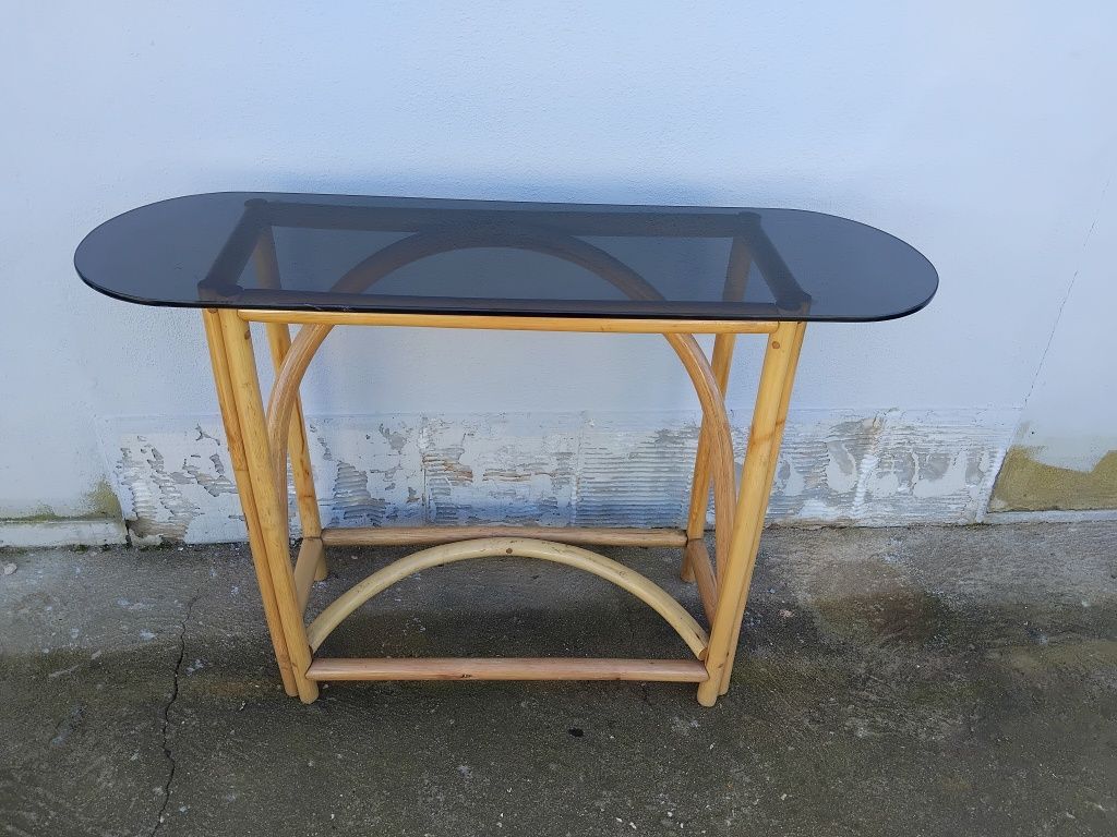 Mesa de vidro salq