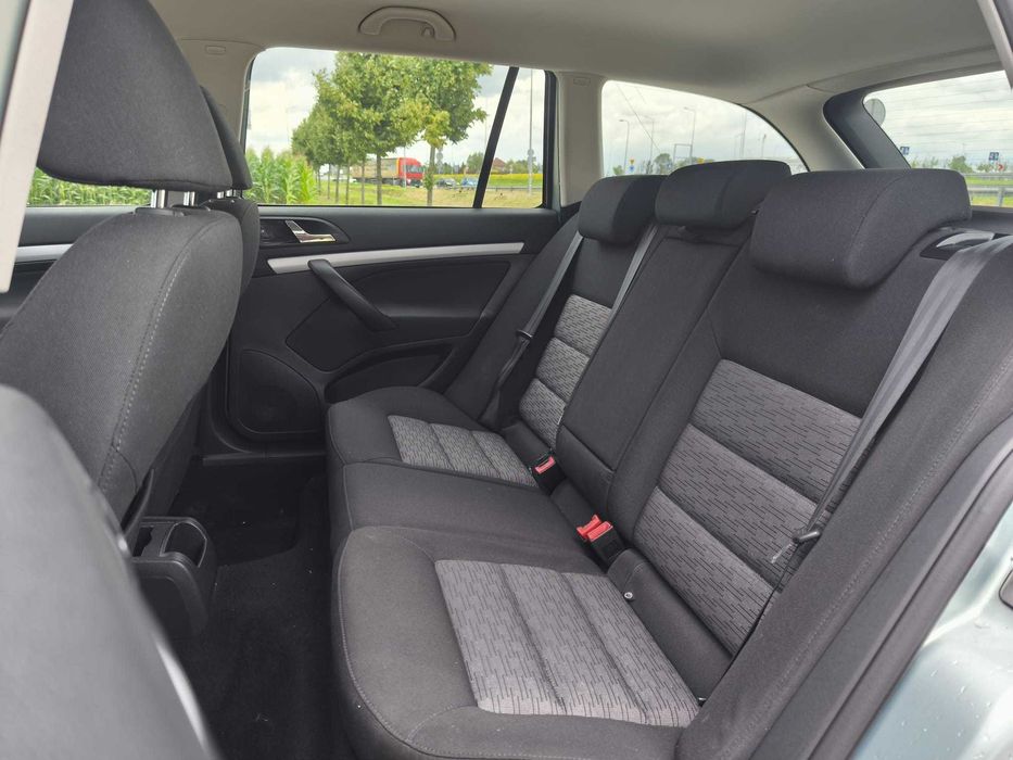 Octavia 1.6mpi 102KM Manual Kombi