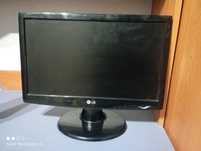 Монітор LG     "19".