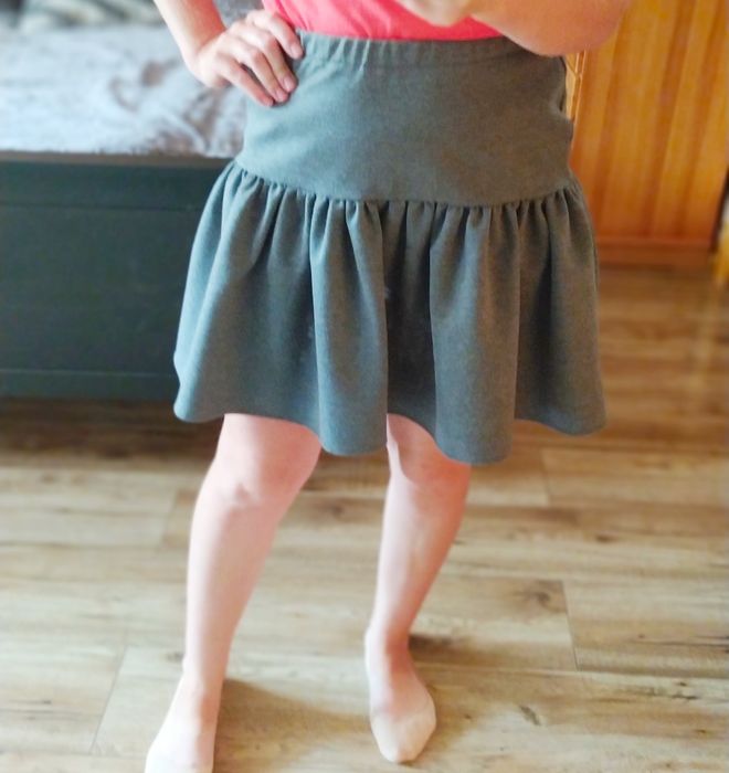 Spódnica Laurella szara falbana