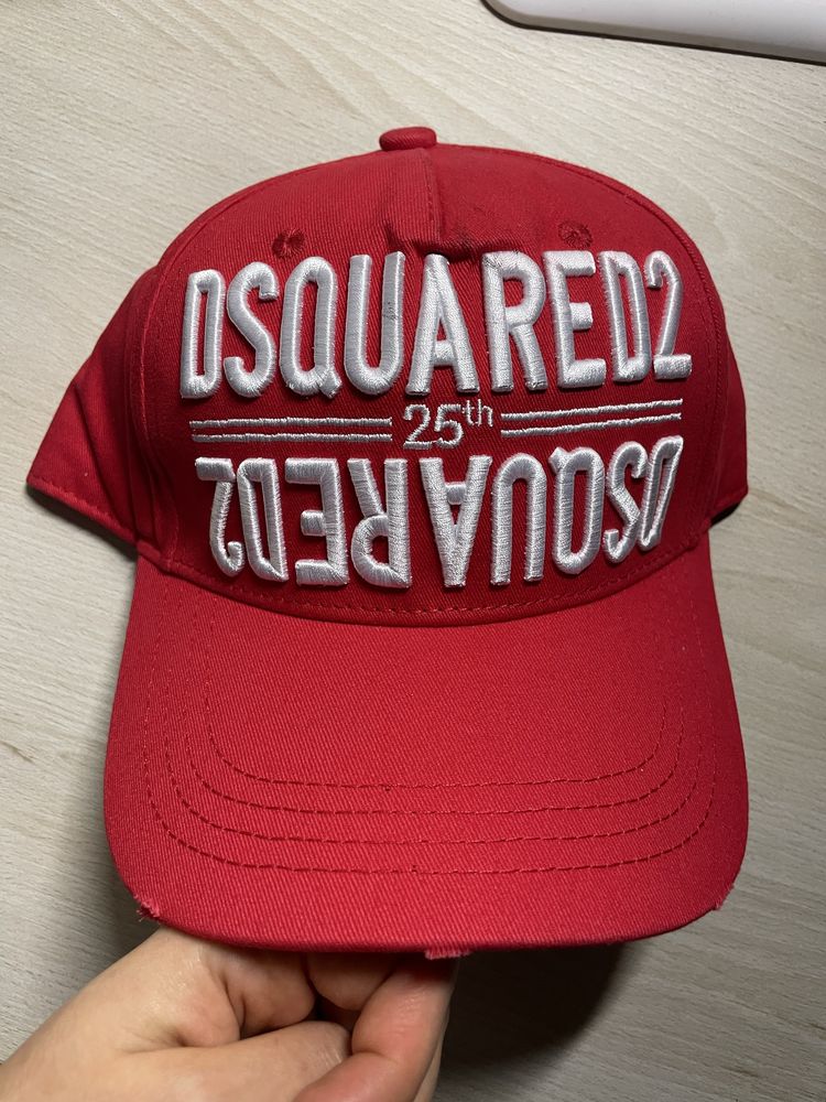 Nowa czapka DSQUARED2