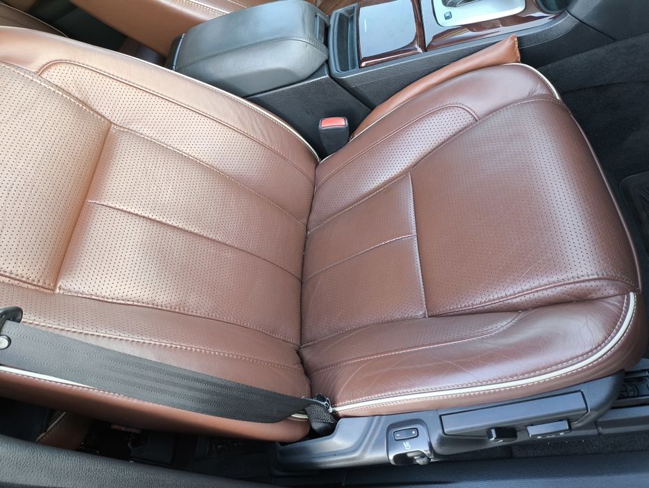 VOLVO XC90 Executive D5 Bezwypadkowy 7 osobowy Ember Black