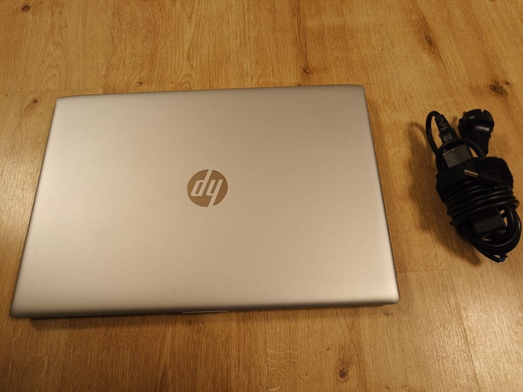 Laptop HP 450 G5 i5 8250/8GB RAM DDR4/256 SSD/500HDD