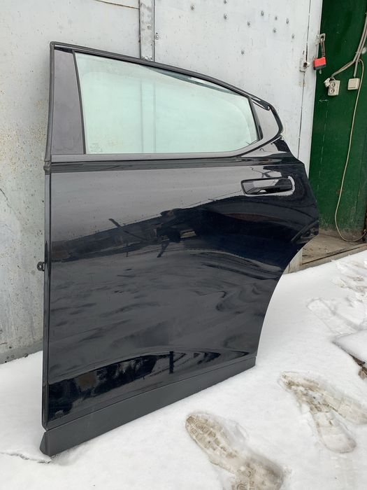 Двері Polestar 2