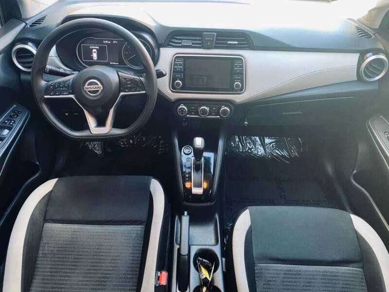 2021 Nissan Versa SV