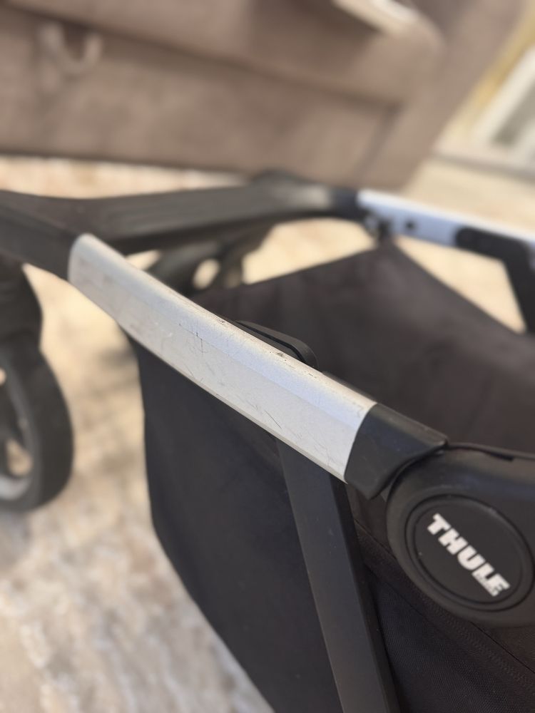 Дитячий візок 2 в 1 Thule sleek res