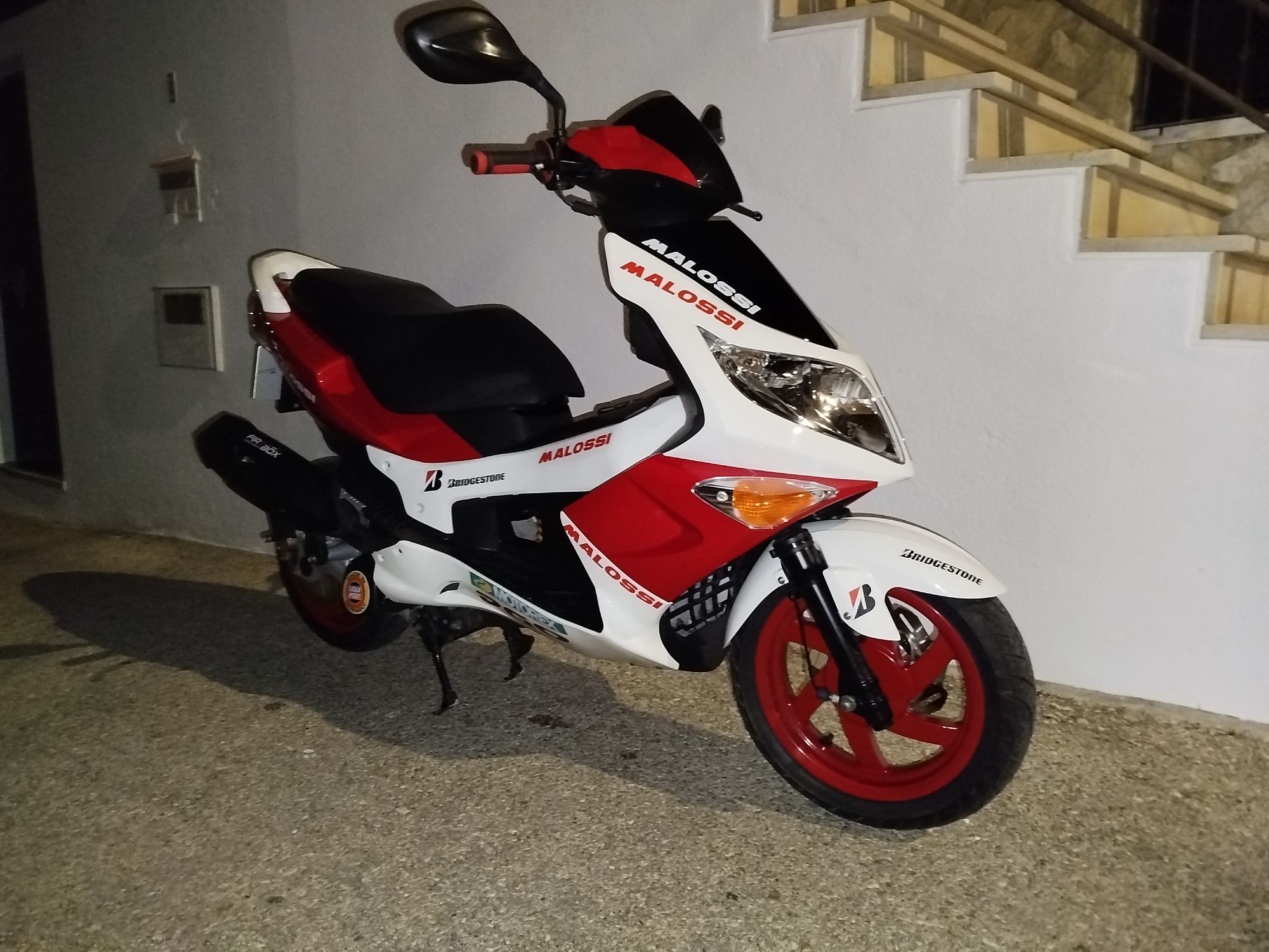 Scooter pgo gmax 125