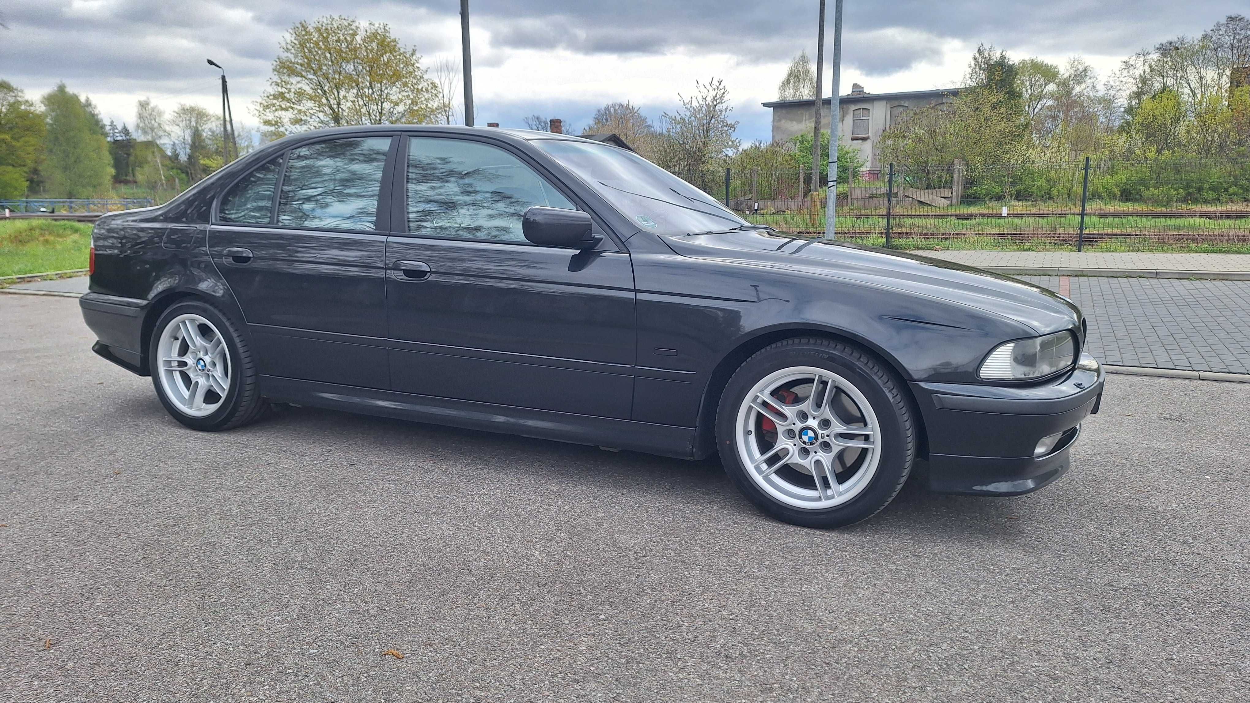 BMW 5 E39 V8 540i