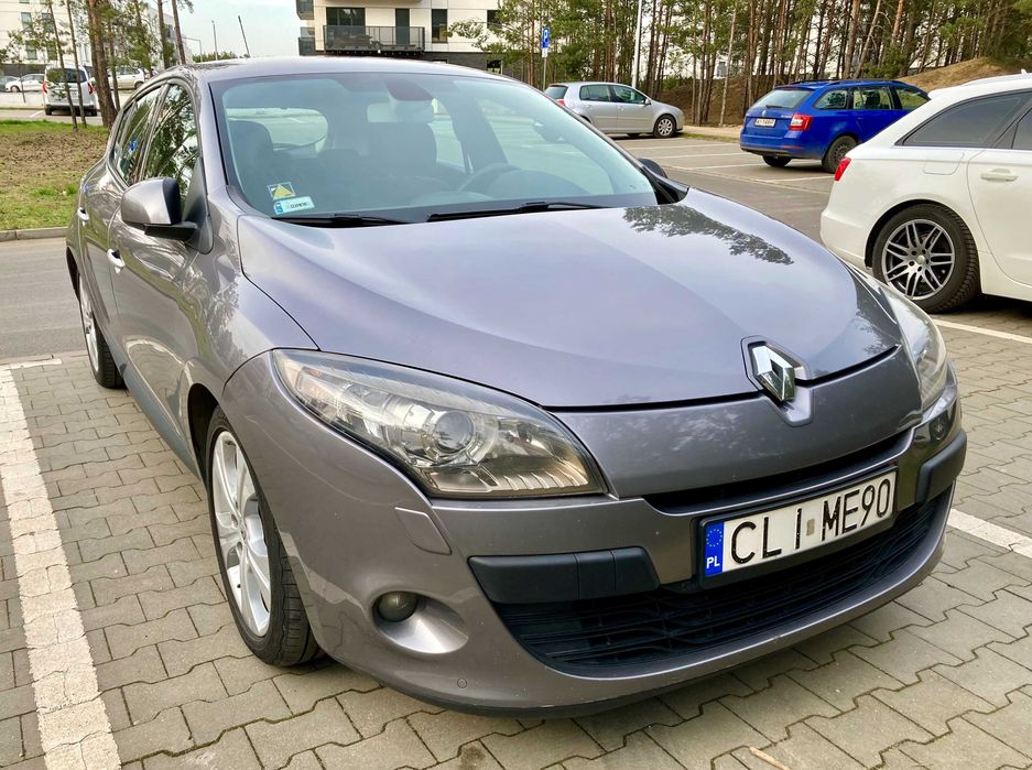 Renault Megane III hatchback 1.9 dci 130 KM, 6 biegów, klimatyzacja