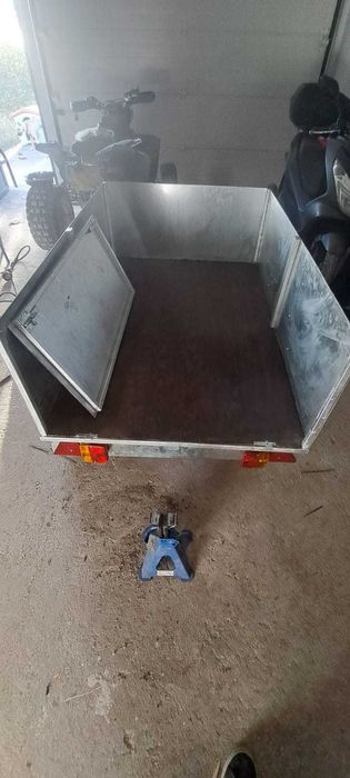 atrelado restaurado está como novo