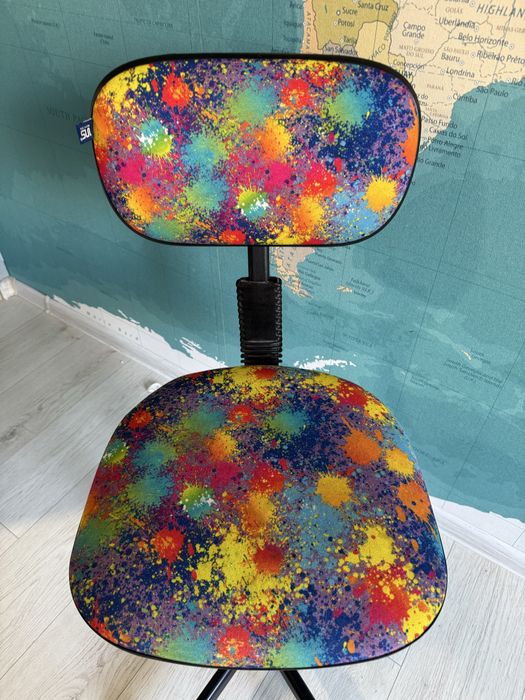 Дитячий компʼютерний стілець