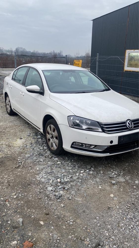 Капот Passat B7 LB9A Європа