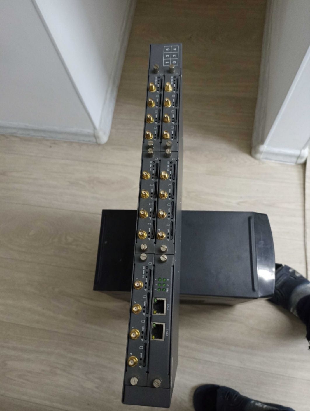 Беспроводной GSM шлюз OpenVox VS-GWM400G (IP телефония Asterisk)