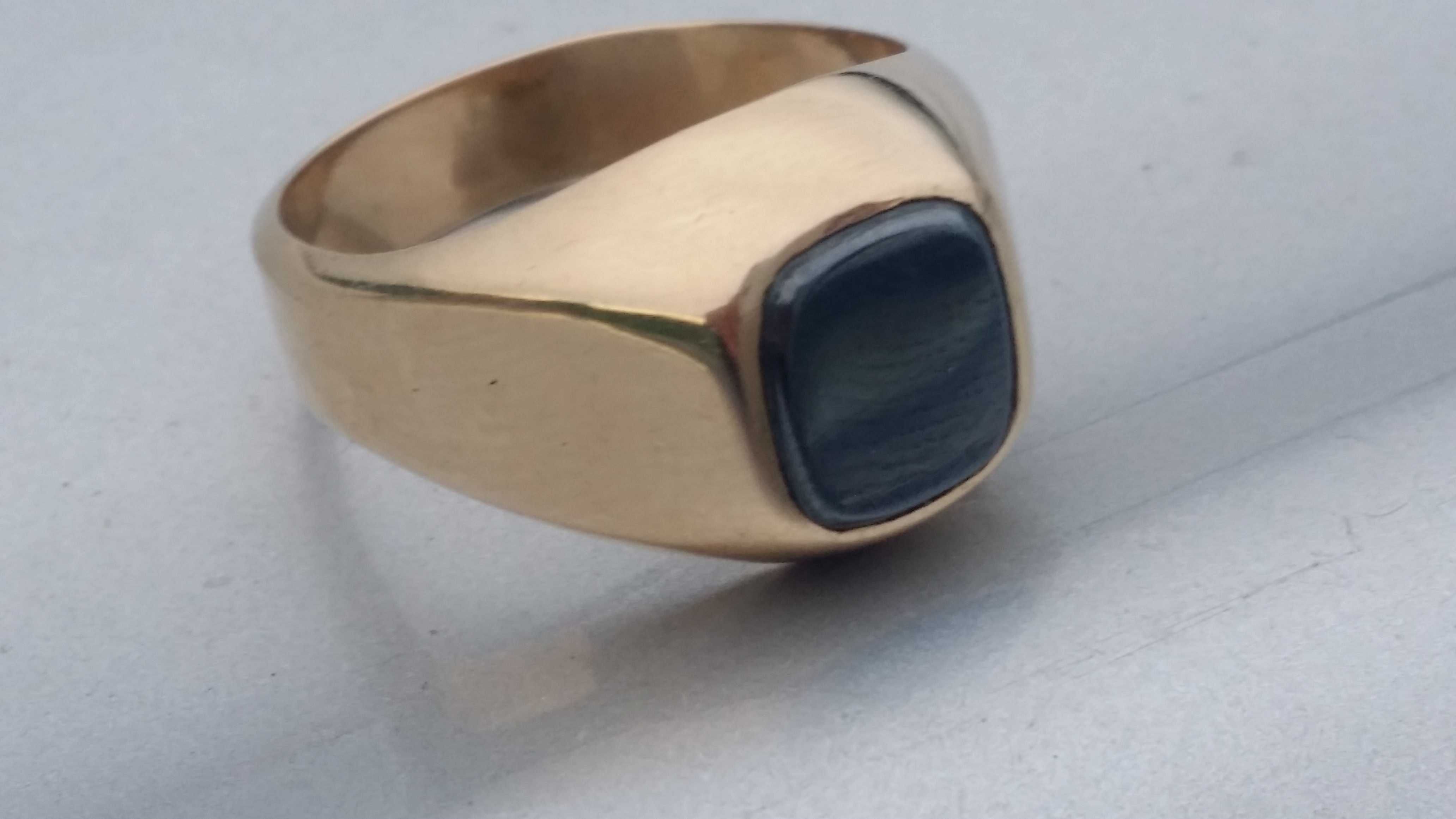 Zloty Piekny Sygnet waga 14.5 gr zloto 14k585 piekna robota rozmiar 25