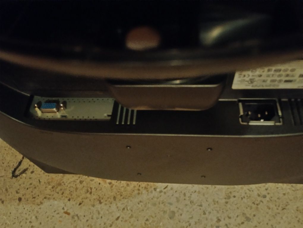 Monitor LG Fun VGA