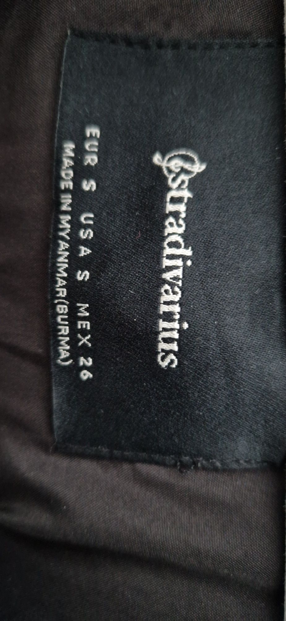 WYPRZEDAŻ! Kurtka lakierowana Stradivarius rozm. S