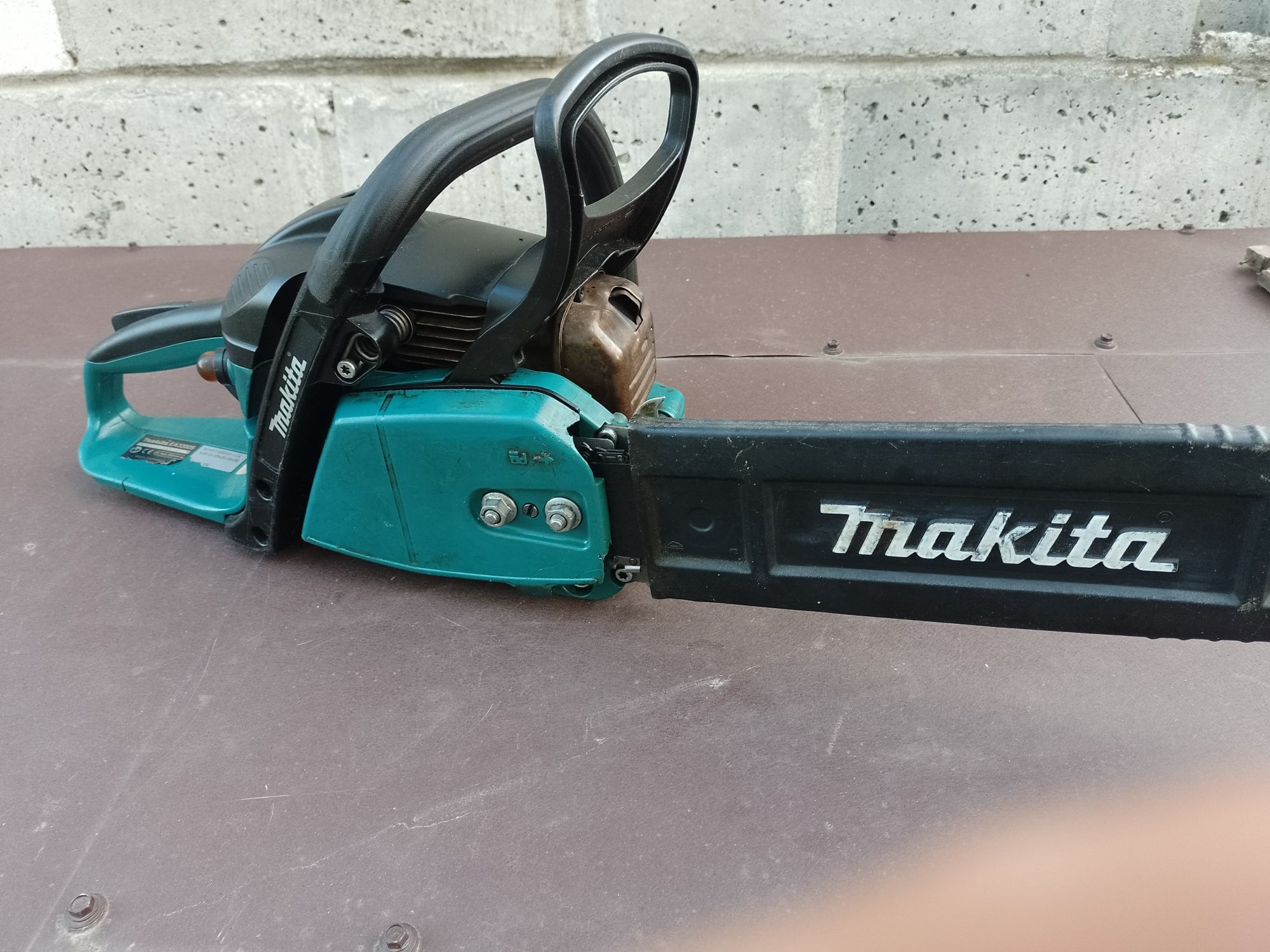 Piła spalinowa Makita EA3200S