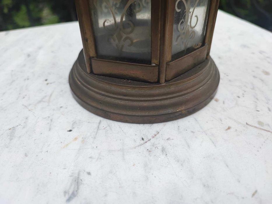 Neogotyk,mosiężna latarnia na świeczkę do kapliczki