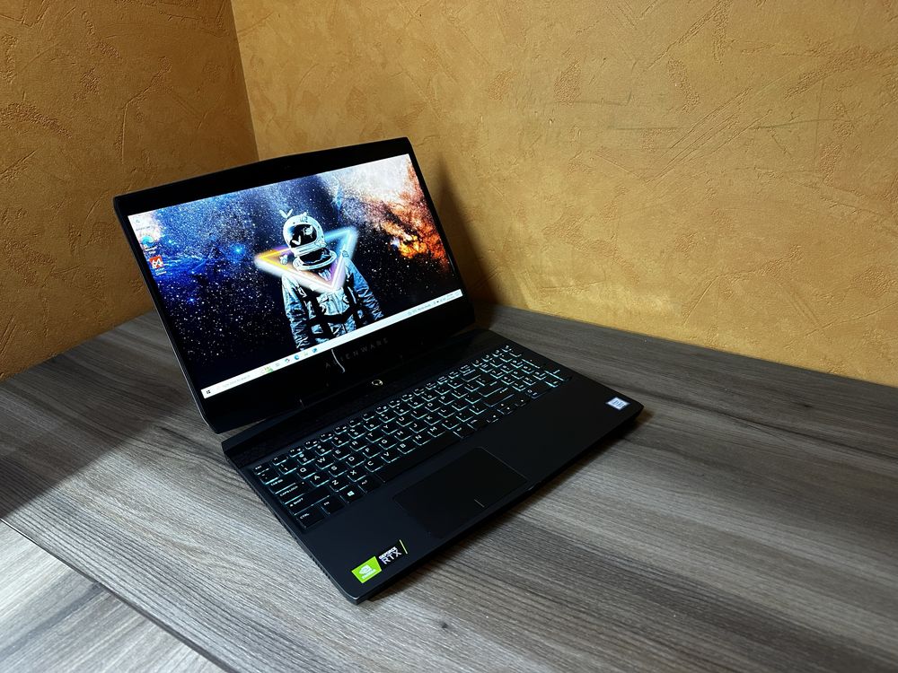 ТОП ІГРОВИЙ ALIENWARE(Core i7-9750/RTX2070 8GB/240HZ IPS/16D4/512SSD)
