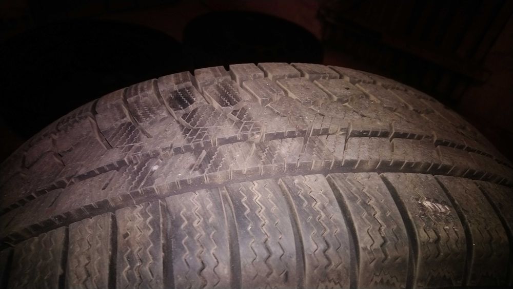 Sprzedam opony 205x55 R16 zeetex