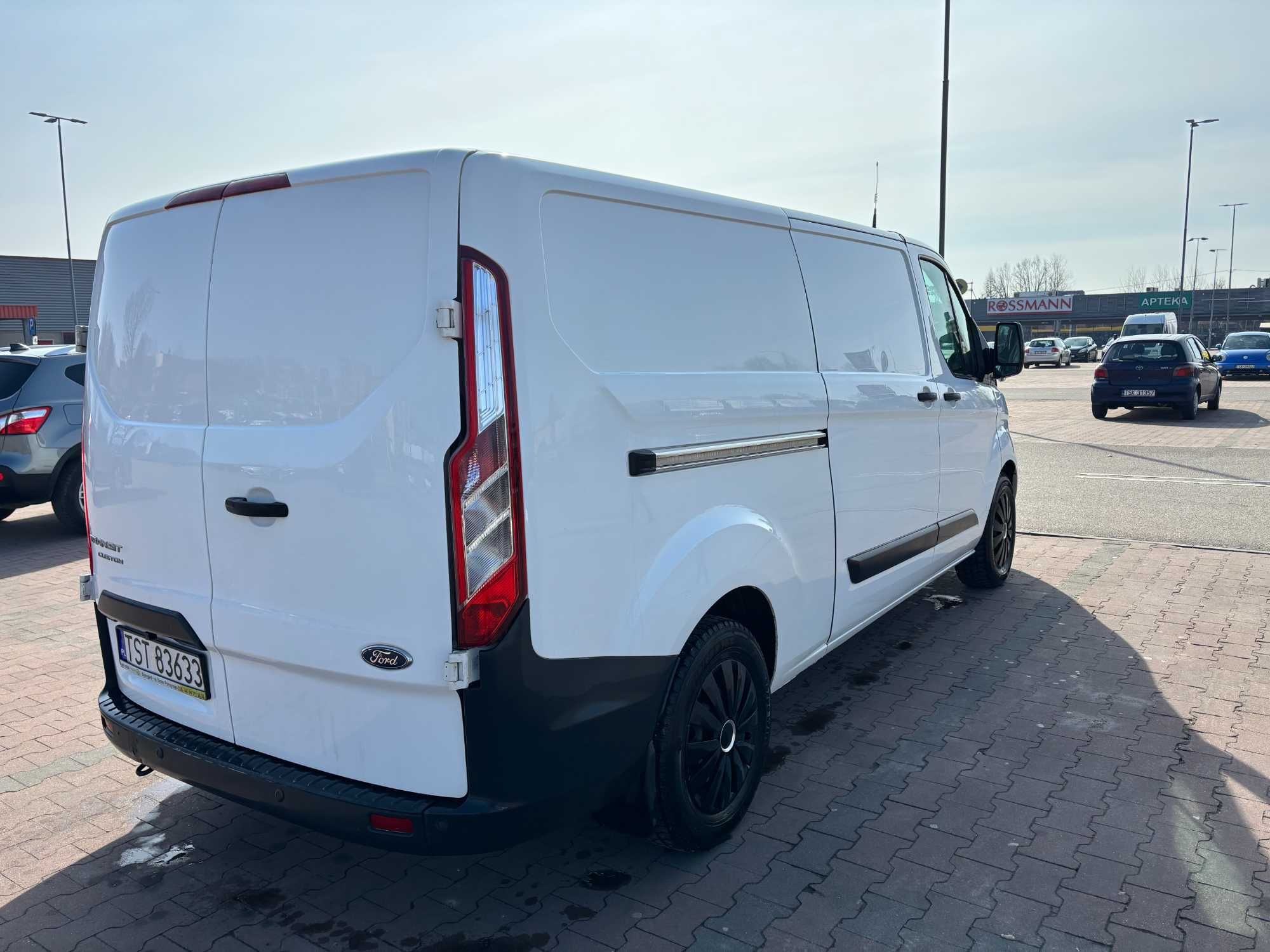 ford custom 2,0 l2 h1  2017 rok