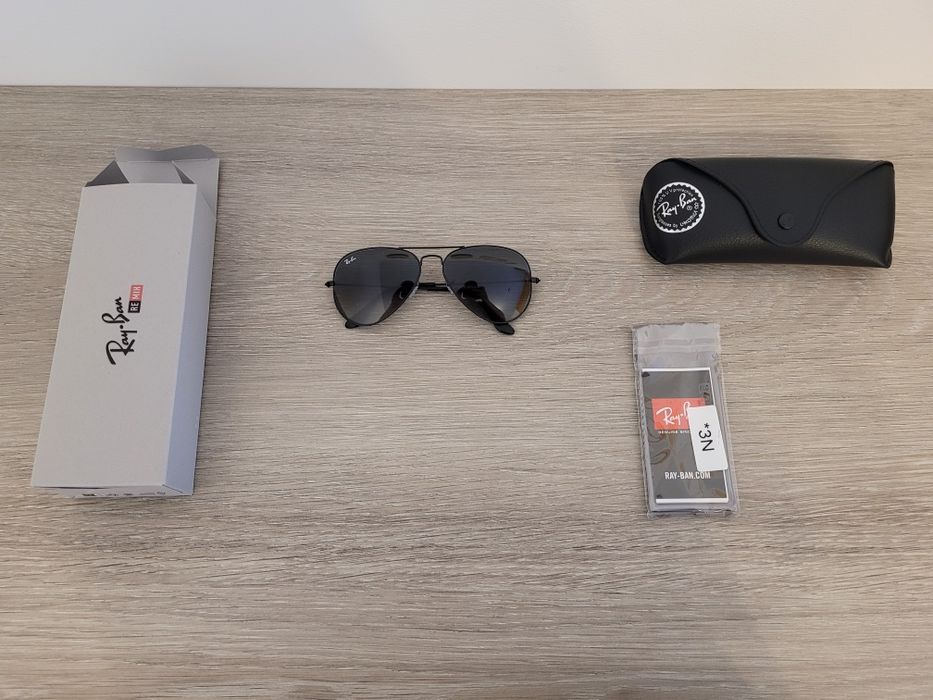 Okulary przeciwsłoneczne oryginalne, czarne Aventador firmy RayBan