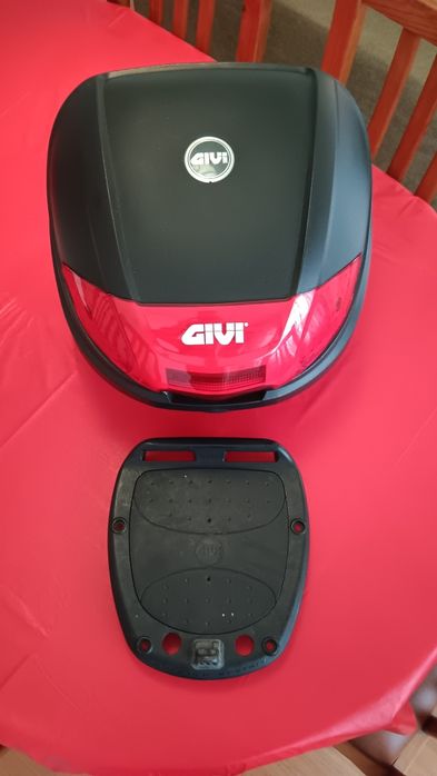 Top Case Givi 1 capacete