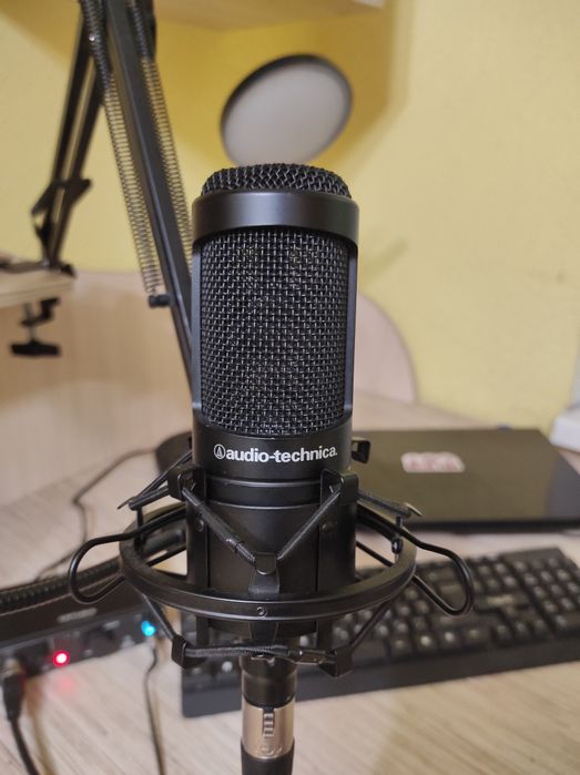 студійний мікрофон ат2035