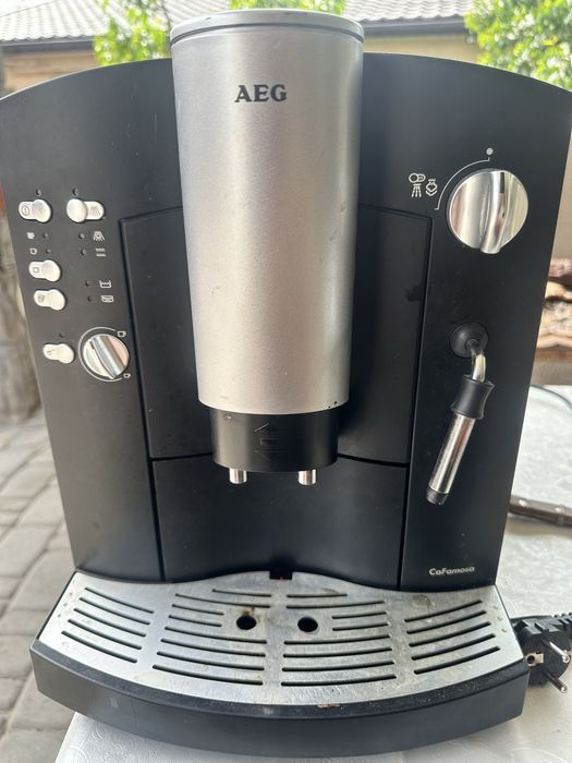 Кофемашина AEG кавомашина
