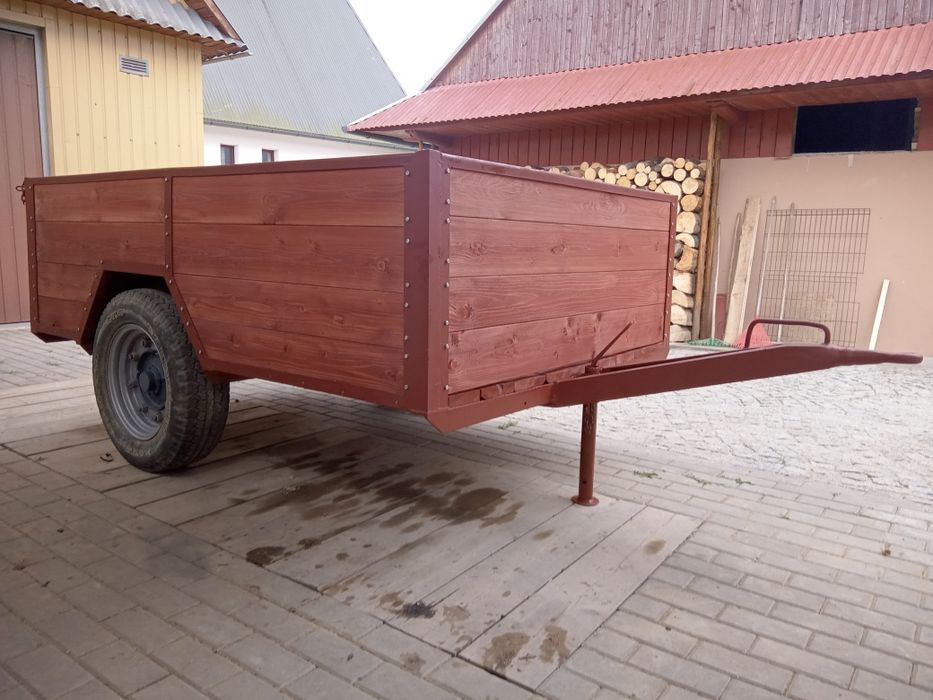 Przyczepa do traktora