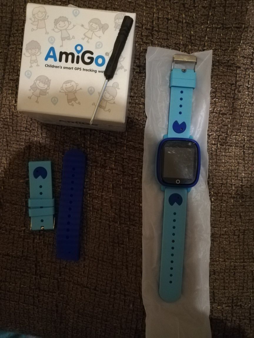 Смарт годинник для дітей AmiGo GO 001
