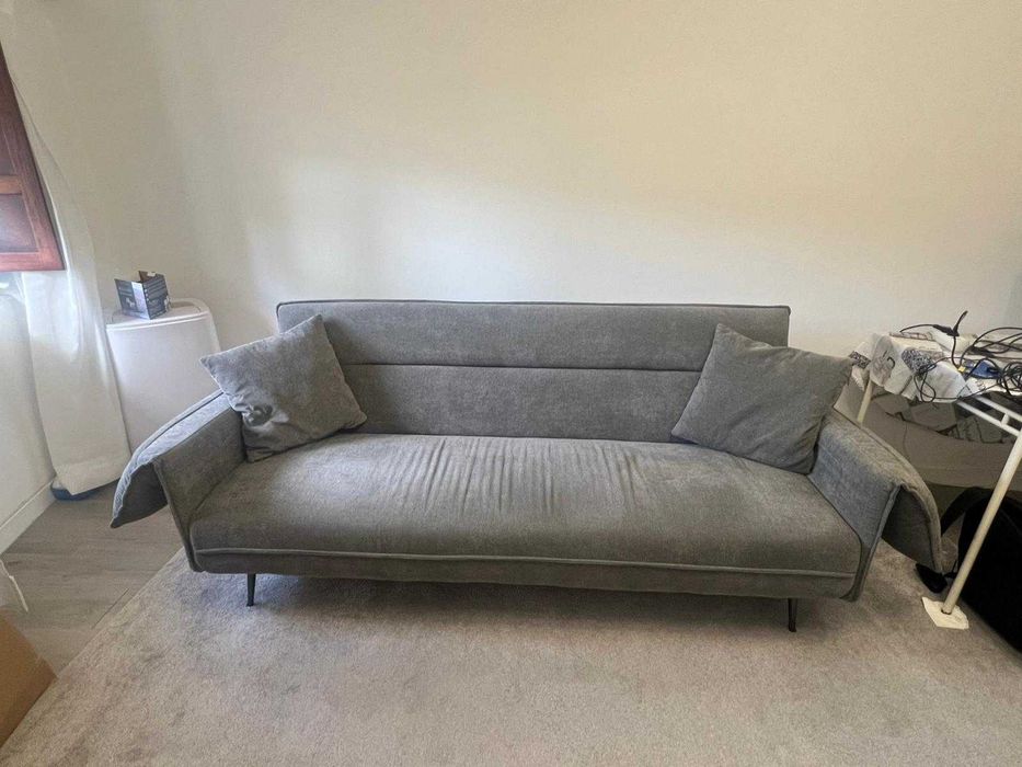Sofa-Cama ideal para receber visitas e assistir séries