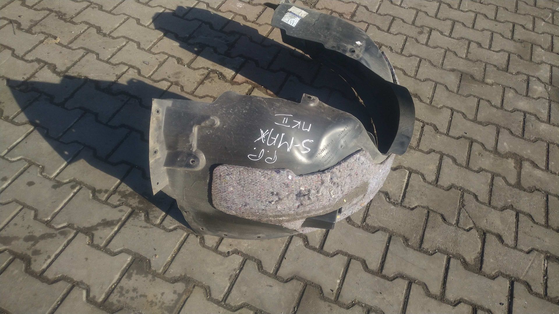 ) S-Max Mk2 nadkole przód prawy