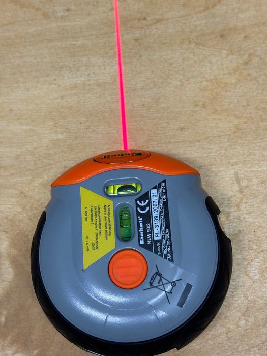 Sprzedam poziomnicę laserową