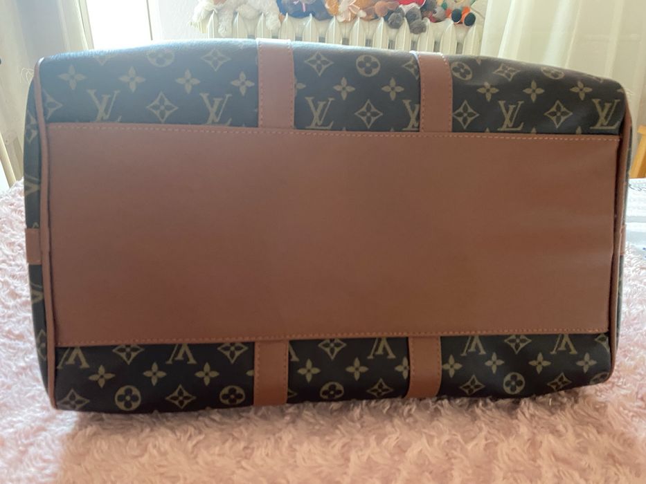 Torba podróżna z logo „LV”