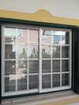 Janela Aluminio - Vidro duplo com quadrículas + Rede Mosquiteira.