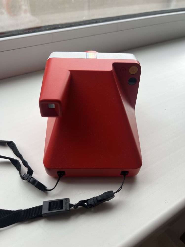 Продам Polaroid новый