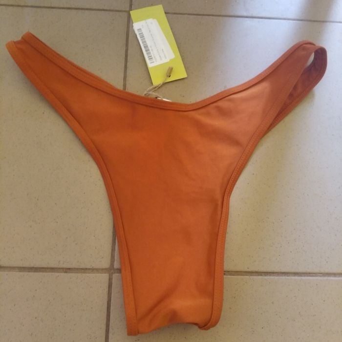 Majtki kąpielowe damskie rozmiar L Boohoo